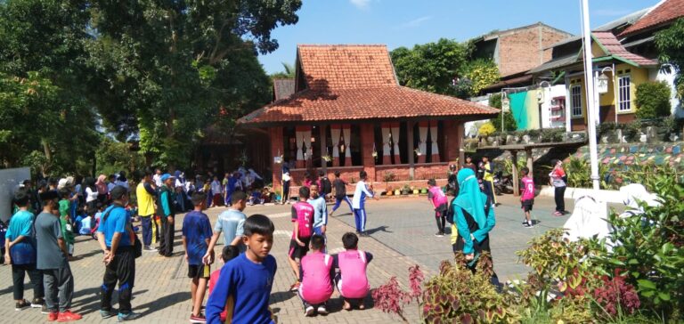 SD 8 Ciseureuh Sekolah Ekologi